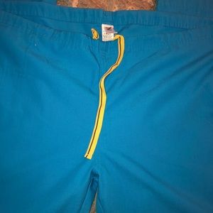 Spread good cheer scrub pants petite xl